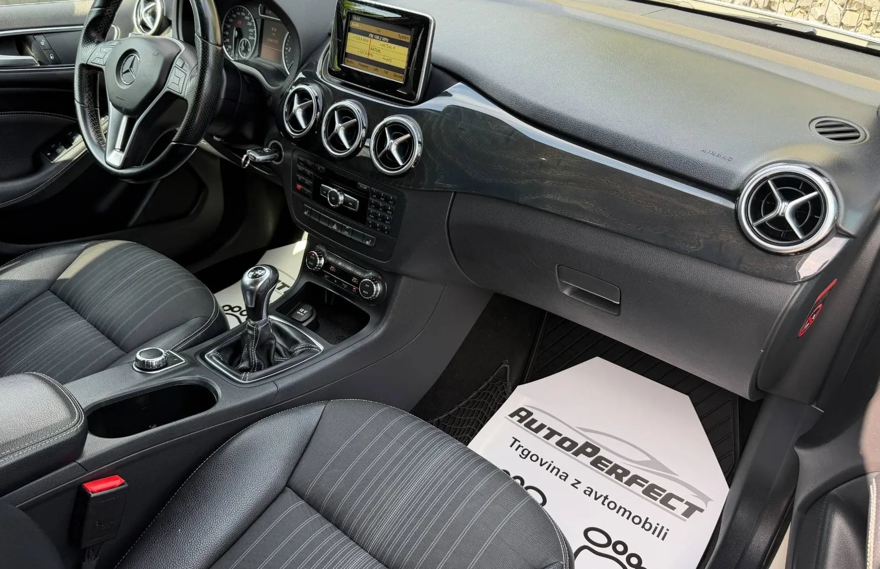 Zunanja slika - Mercedes-Benz B-Razred - B 200 CDI BlueEFFICIENCY |GR. SED.|TEMP|AVT. KLI.. - 11