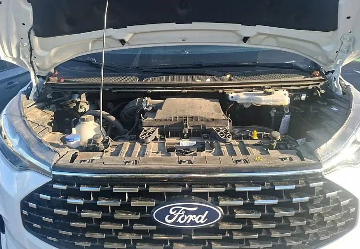Zunanja slika - Ford Tourneo - Custom 2.0 TDCi Titanium - ODLIČNO OHRANJENO - 10