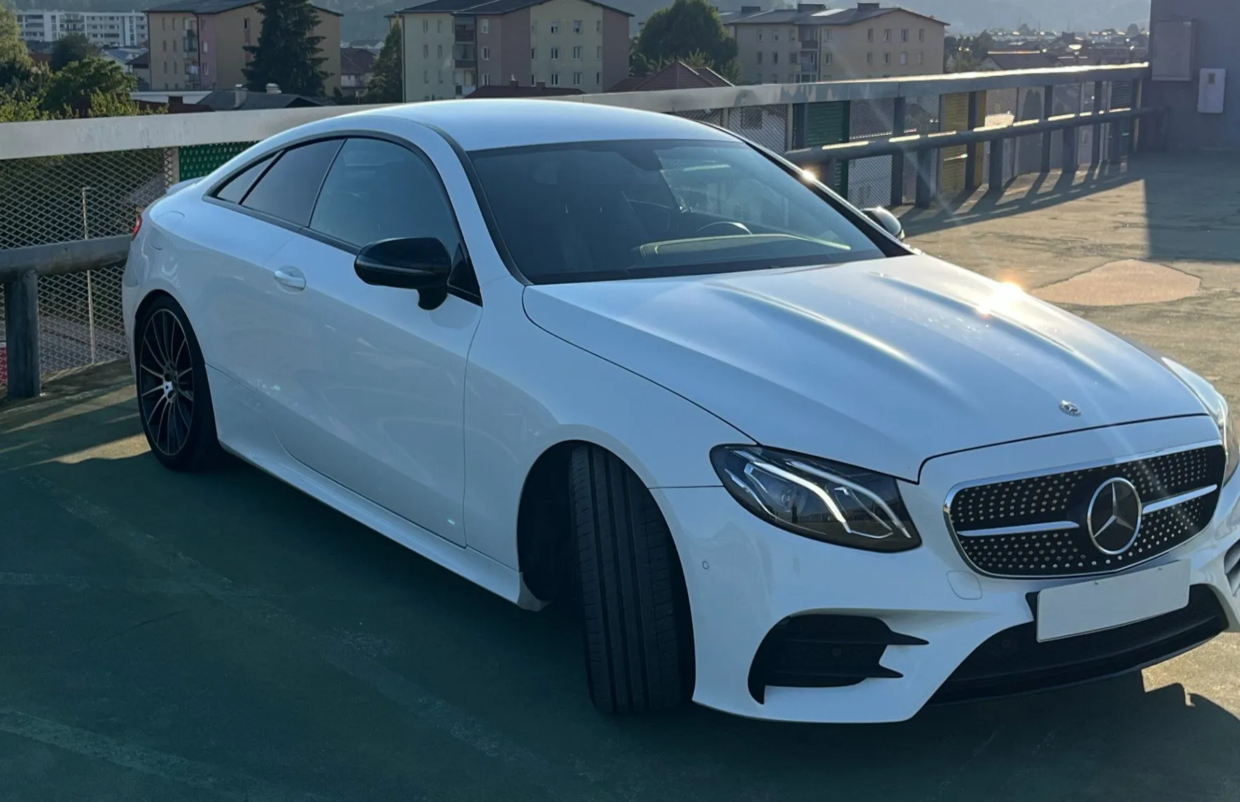 Zunanja slika - Mercedes-Benz E-Razred - E Coupe 300d AMG Line CRYSTAL.ACC.VZR.KAM - 3