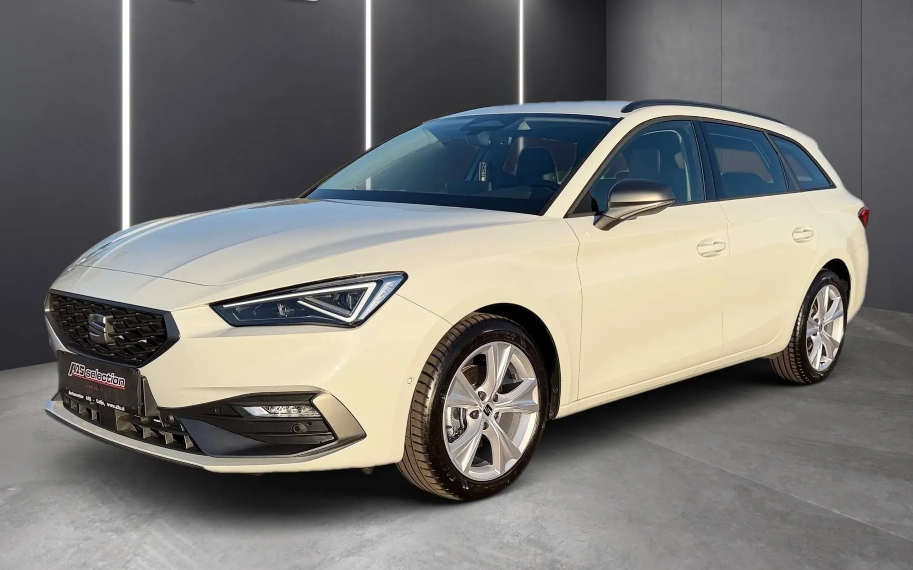 Zunanja slika - Seat Leon - ST 1.5 eTSI FR DSG-SLO-LED-ACC-Vl.kljuka-Keyless.. - 1