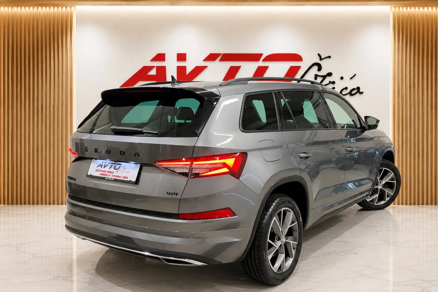 Zunanja slika - Škoda Kodiaq - 2.0 TDI-4X4-SPORTLINE-DSG-ACC-VIRTUAL-KAMERA-NAVI - 6