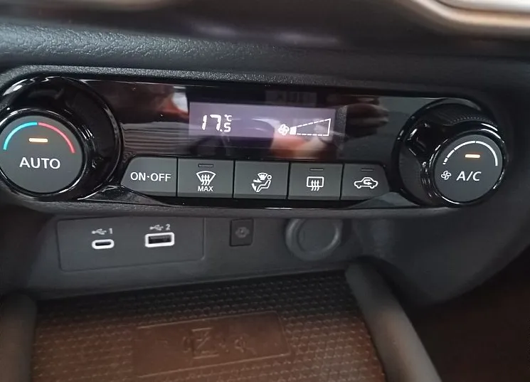 Zunanja slika - Nissan Juke - 1.0 DIG-T 117 N-CONNECTA - 11