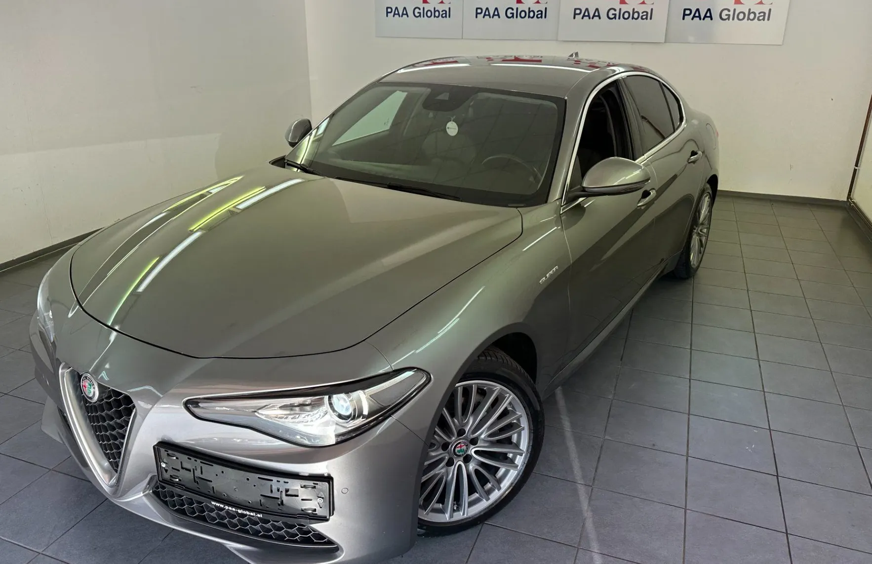 Zunanja slika - Alfa Romeo Giulia - 2.2 Multijet 190 Avt.NEMŠKA.KAMERA.USNJE.140 KW - 1