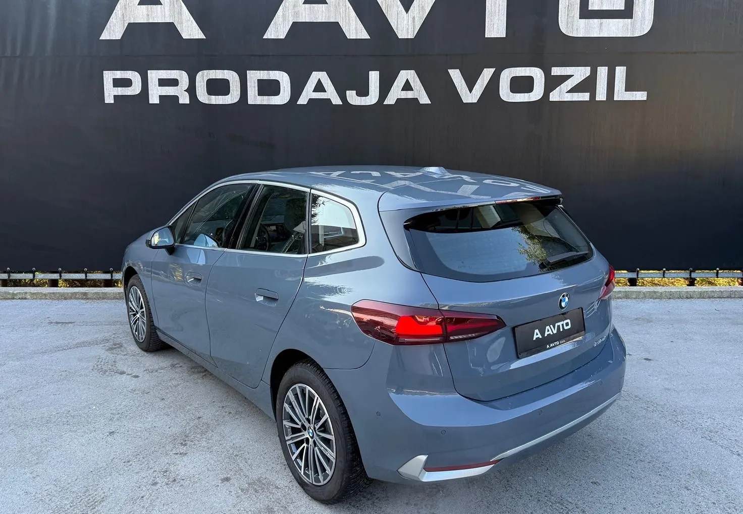 Zunanja slika - BMW Serija 2 - Active Tourer: 218d AVT.-ALU-NAVI-KAMERA-USNJE-SAMO 29.0 - 5