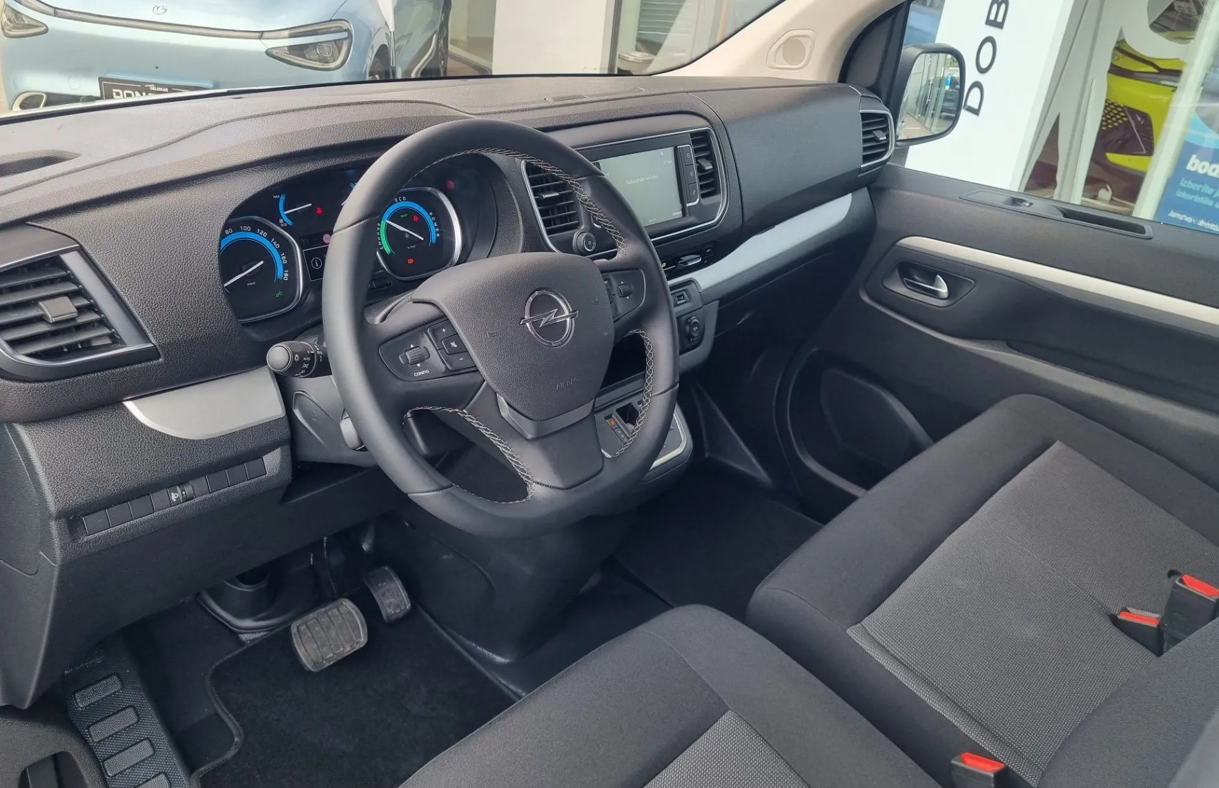 Zunanja slika - Opel Vivaro - EV 100KW L2 - 13