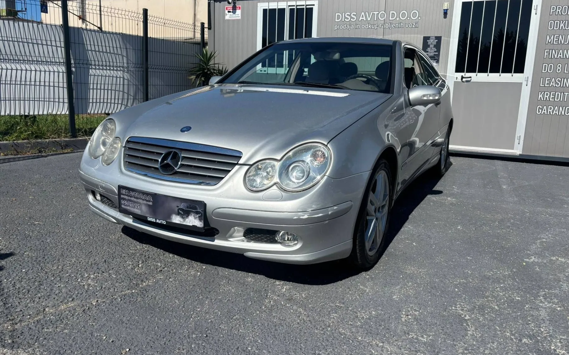 Zunanja slika - Mercedes-Benz C-Razred - C 200 OBROK 84X-42EUR NA KREDIT BREZ POLOGA - 2