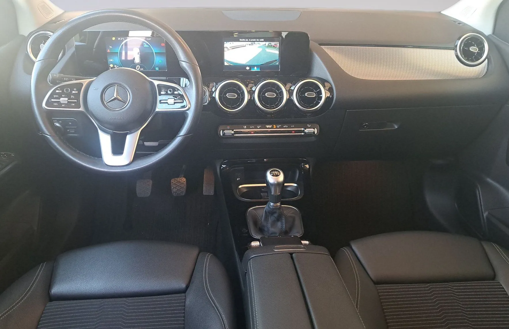 Zunanja slika - Mercedes-Benz B-Razred - B 180 - 10