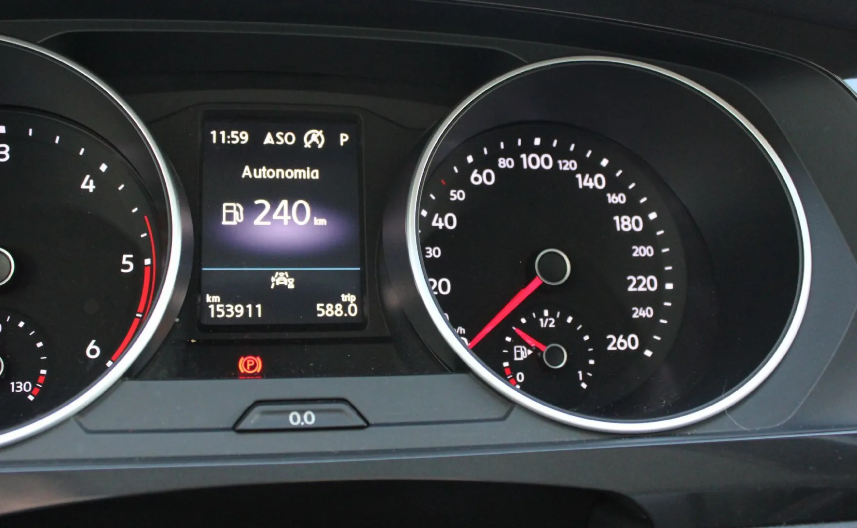 Zunanja slika - Volkswagen Tiguan - 2.0 TDI SCR BMT DSG Comfort Edition 110kW - 19