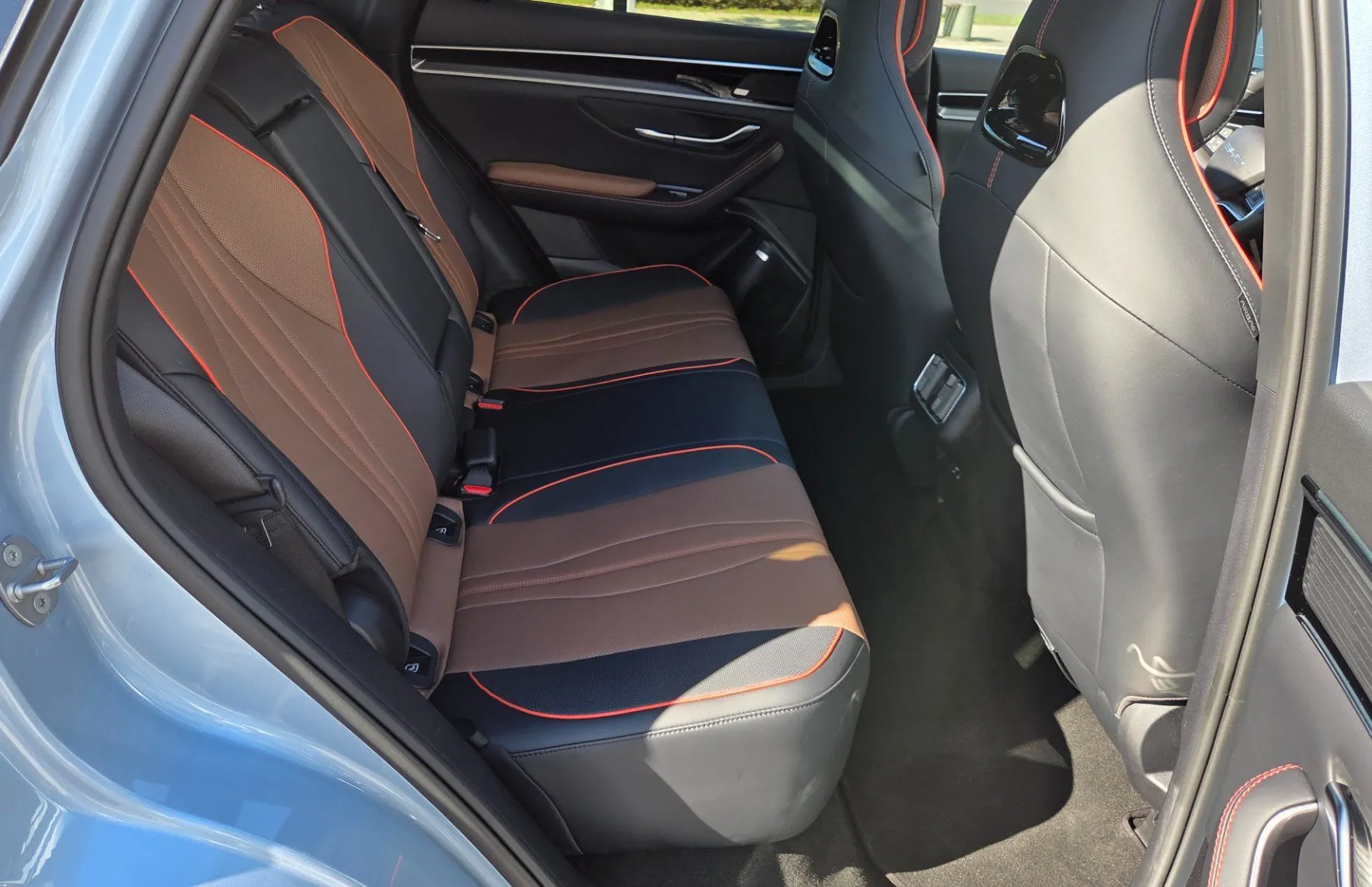 Zunanja slika - BYD SEAL U - DM-i PHEV 18.3kWh AWD Design - 6