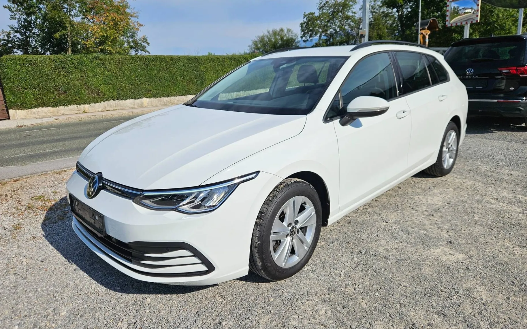 Zunanja slika - Volkswagen Golf Variant - 2.0 TDI BMT 1.LASTNIK SLO VIRTUAL  AMBIENT - 1