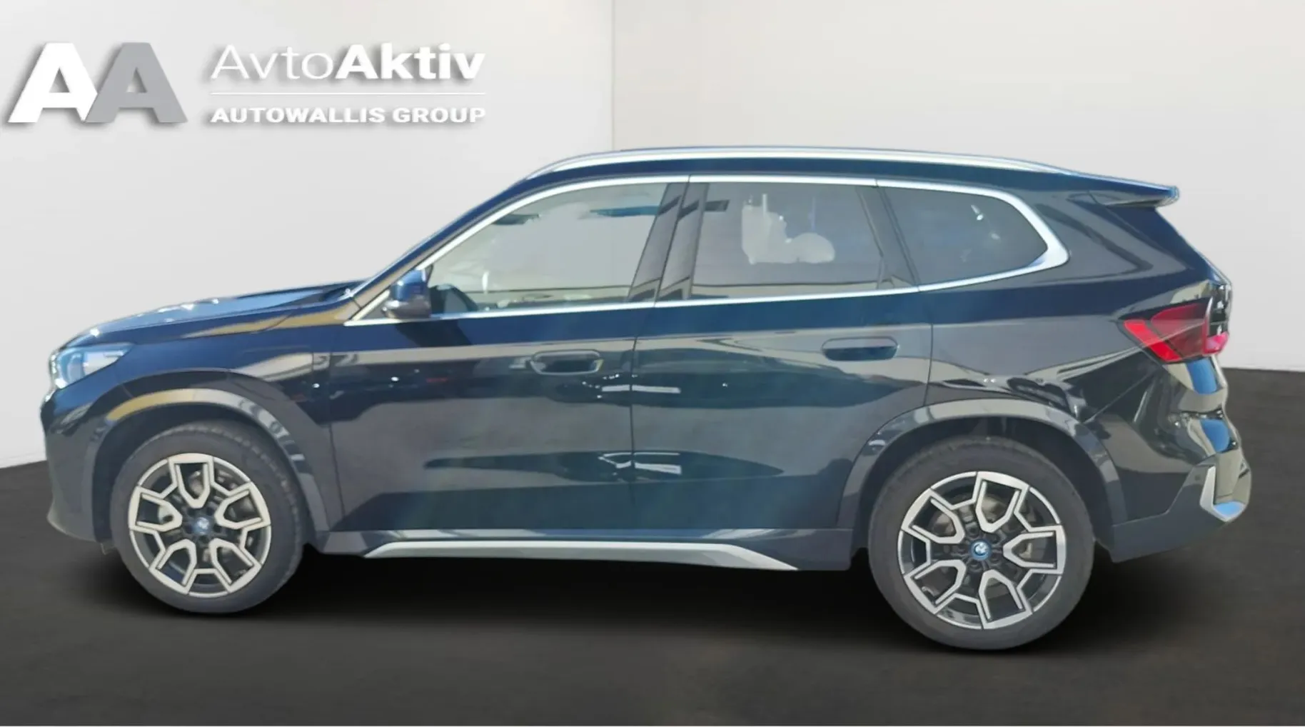 Zunanja slika - BMW X1 - serija :  xDrive25e X-LINE. SLO.LED - 2