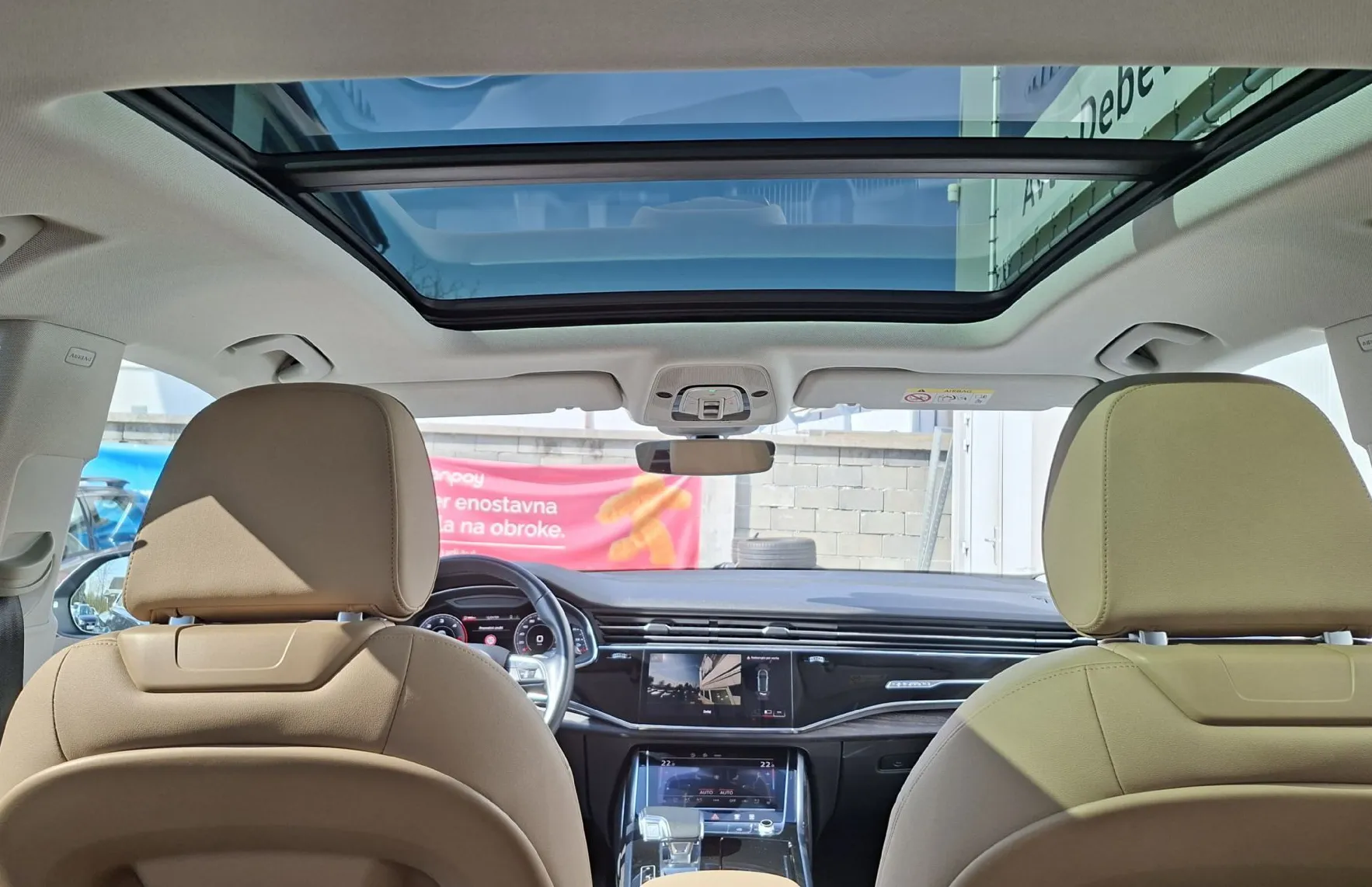 Zunanja slika - Audi Q8 - 45 TDI S-Line Quattro - 12