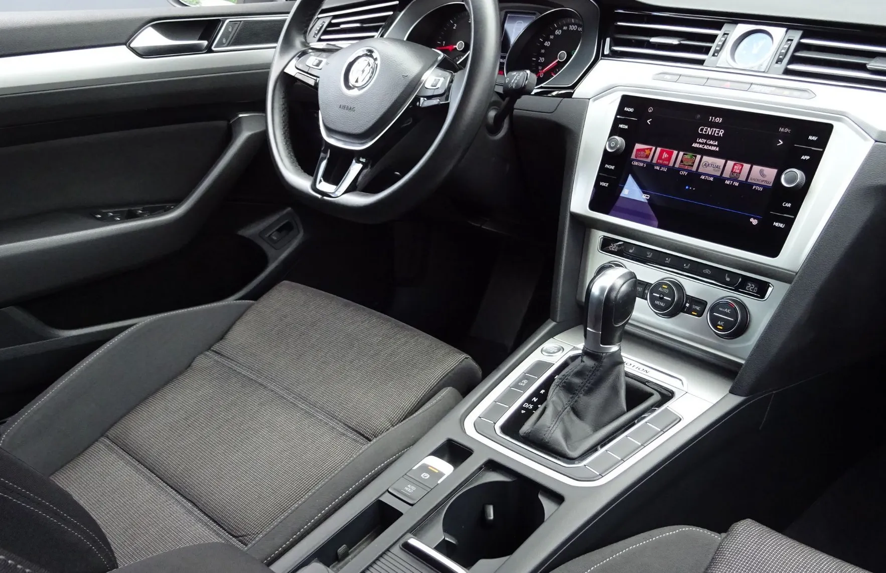 Zunanja slika - Volkswagen Passat - Variant 2.0 TDI DSG 4Motion Comfortline 190KM - NAVI - - 10