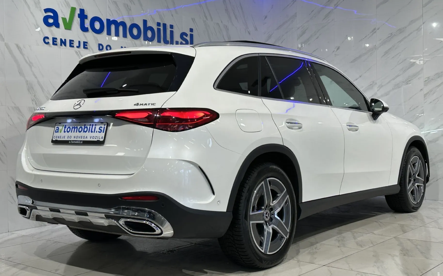 Zunanja slika - Mercedes-Benz GLC-Razred - 200|4Matic|AMG|Panorama|Memory|HUD|360K|Burmester. - 4
