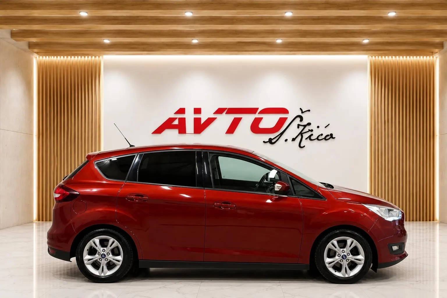 Zunanja slika - Ford C-Max - 1.5 TDCi-LED-TEMPOMAT-KAMERA-PDC-VLEČNA KLJUKA... - 6