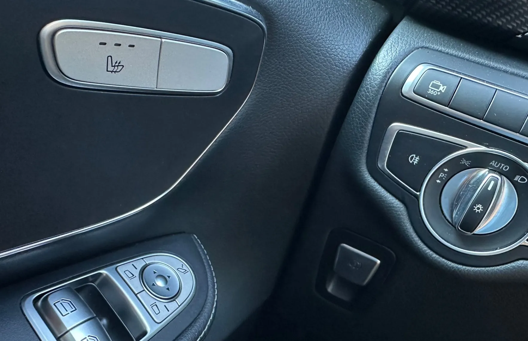 Zunanja slika - Mercedes-Benz V-Razred - V 300d AMG Exclusive dolgi Avt-KAM360-BURMESTER-VK - 17