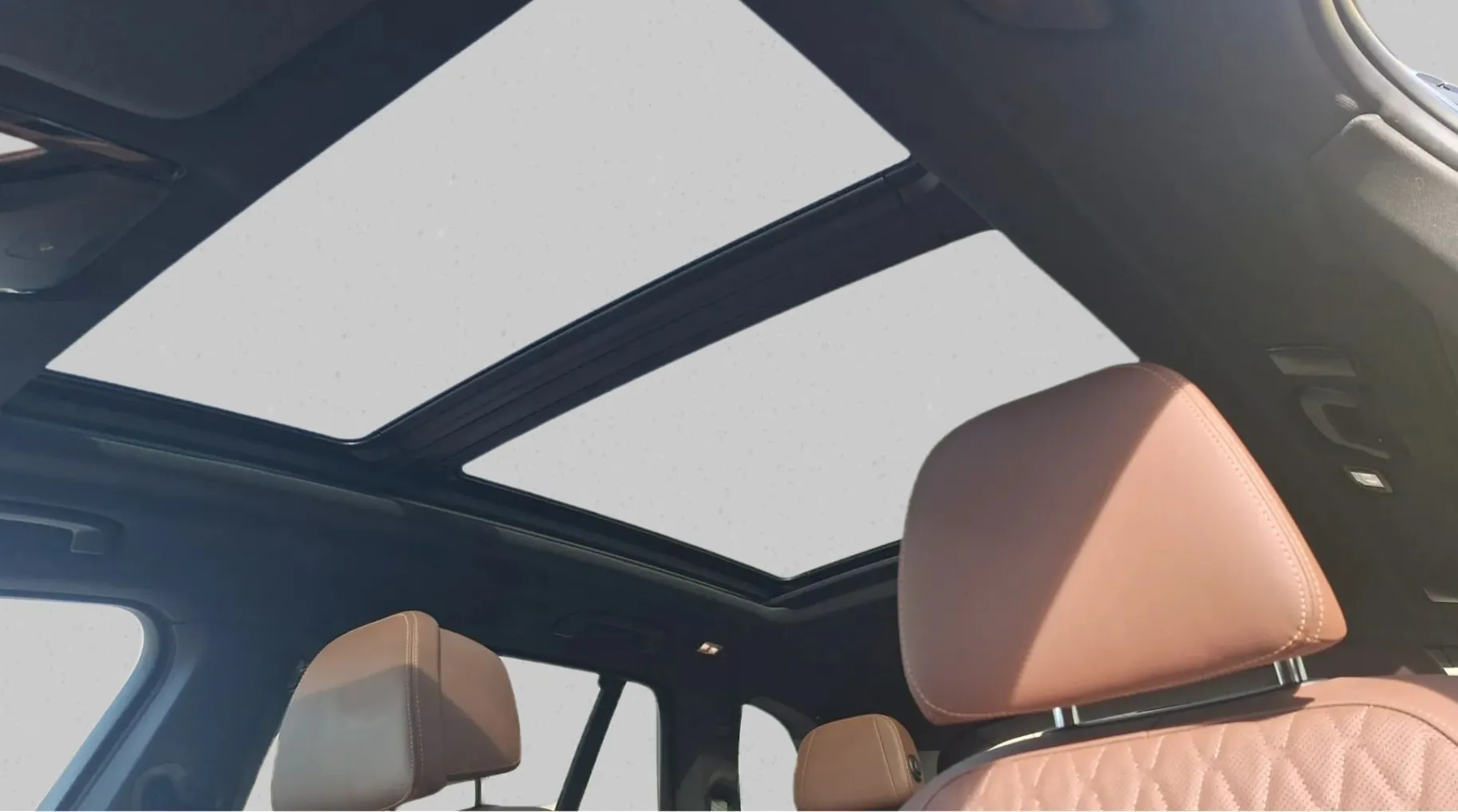 Zunanja slika - BMW X5 - serija : xDrive50e M-sport. HUD. zračno. individual. pano. - 17