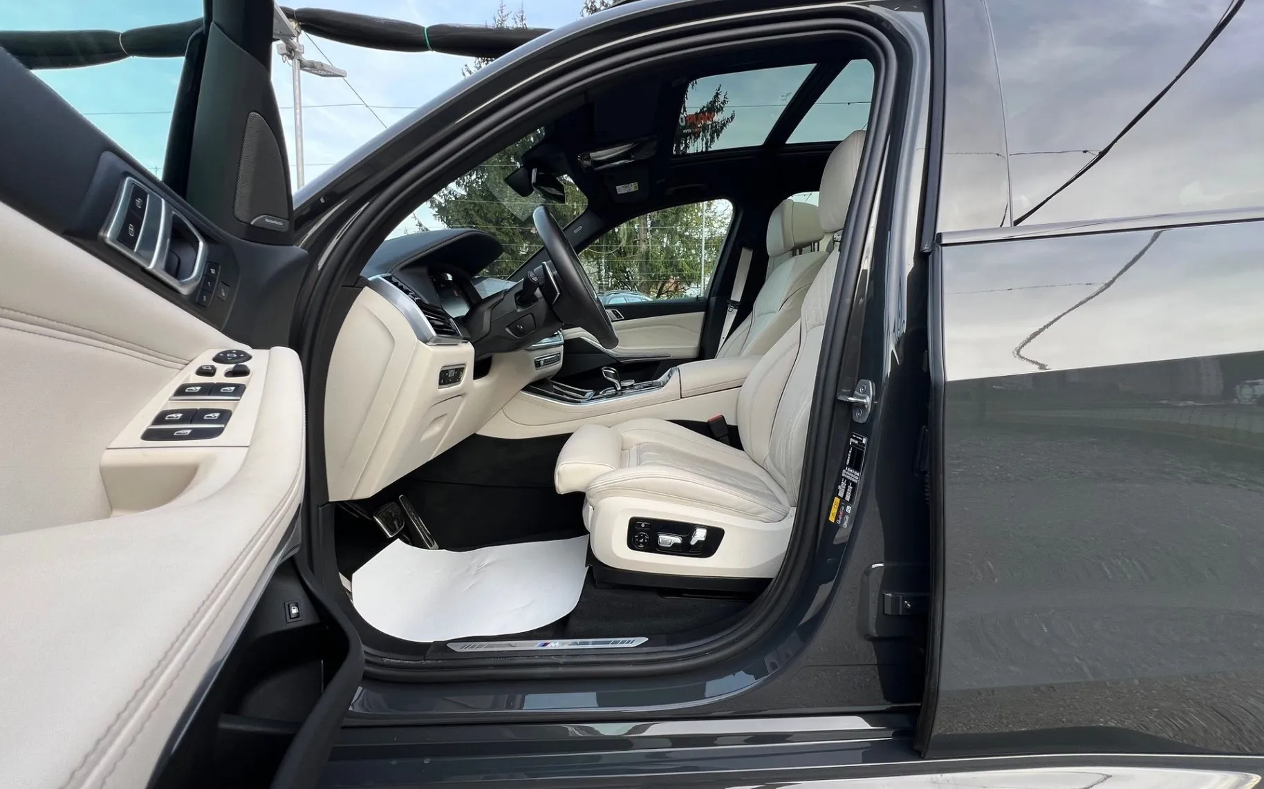 Zunanja slika - BMW X5 - serija : xDrive45e M SPORT LASER ACC PANO HEADuP ALU22 - 15
