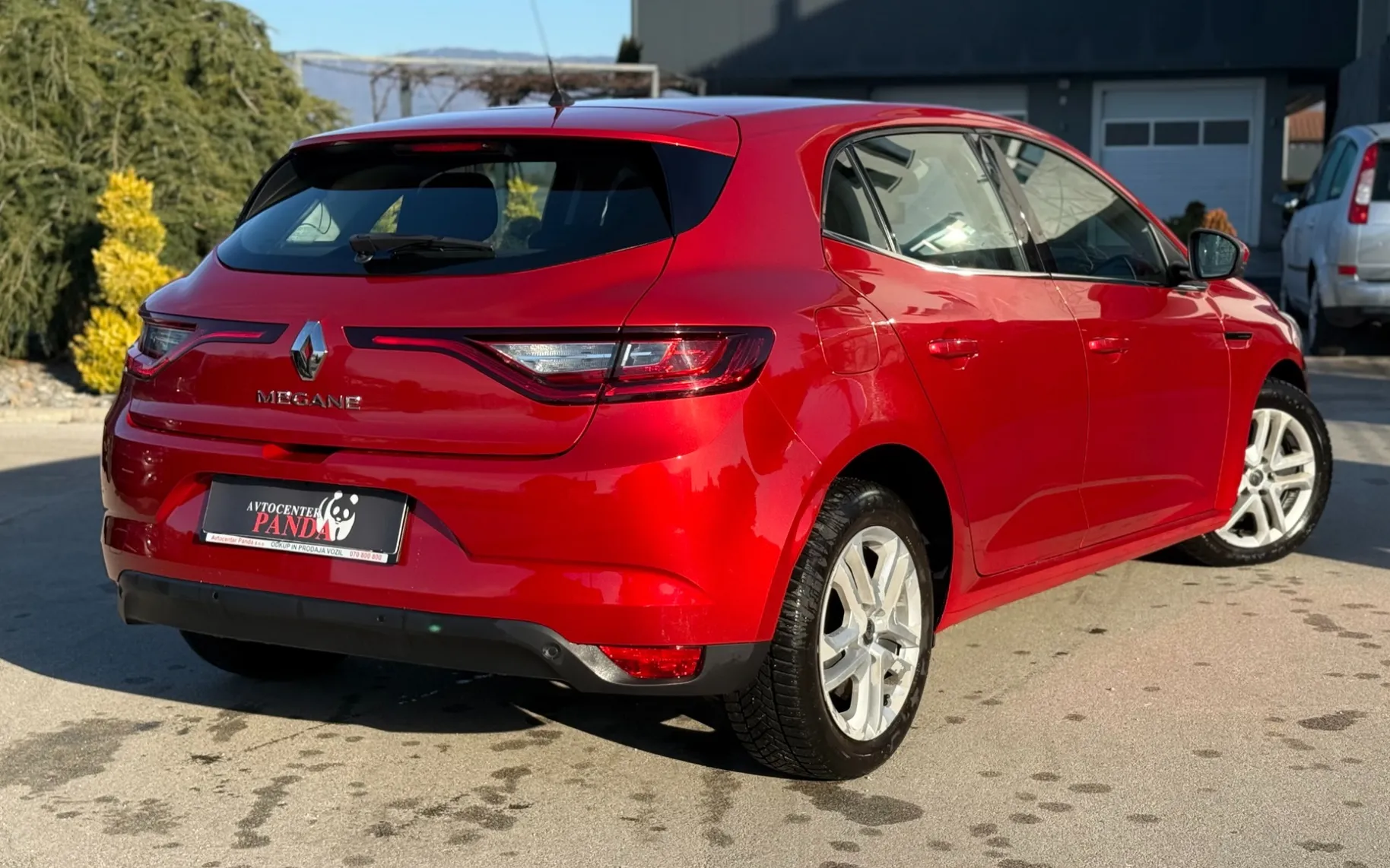 Zunanja slika - Renault Megane - Mégane Mégane Berline Blue dCi 95 Business - 4