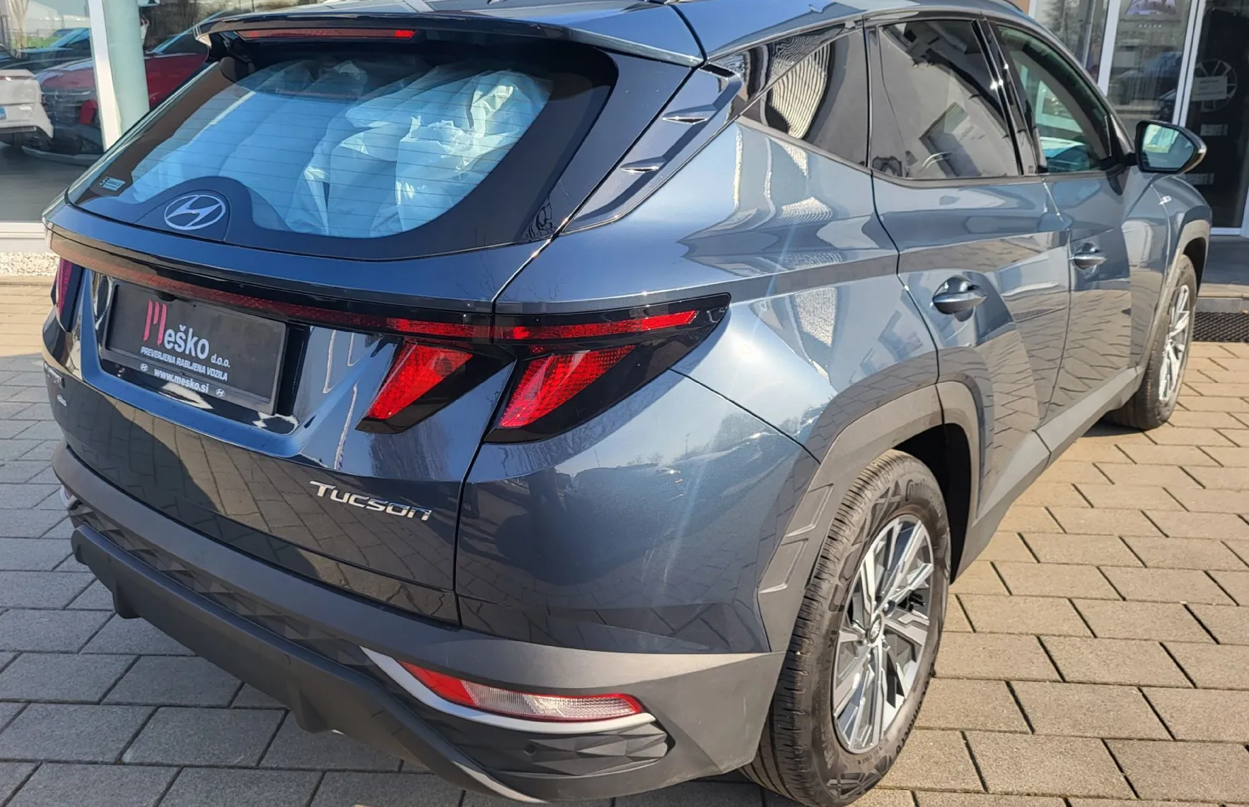 Zunanja slika - Hyundai Tucson - 1.6 T-GDI DCT-slo-1last-acc-alu-pdc-radar-tov.gara - 4