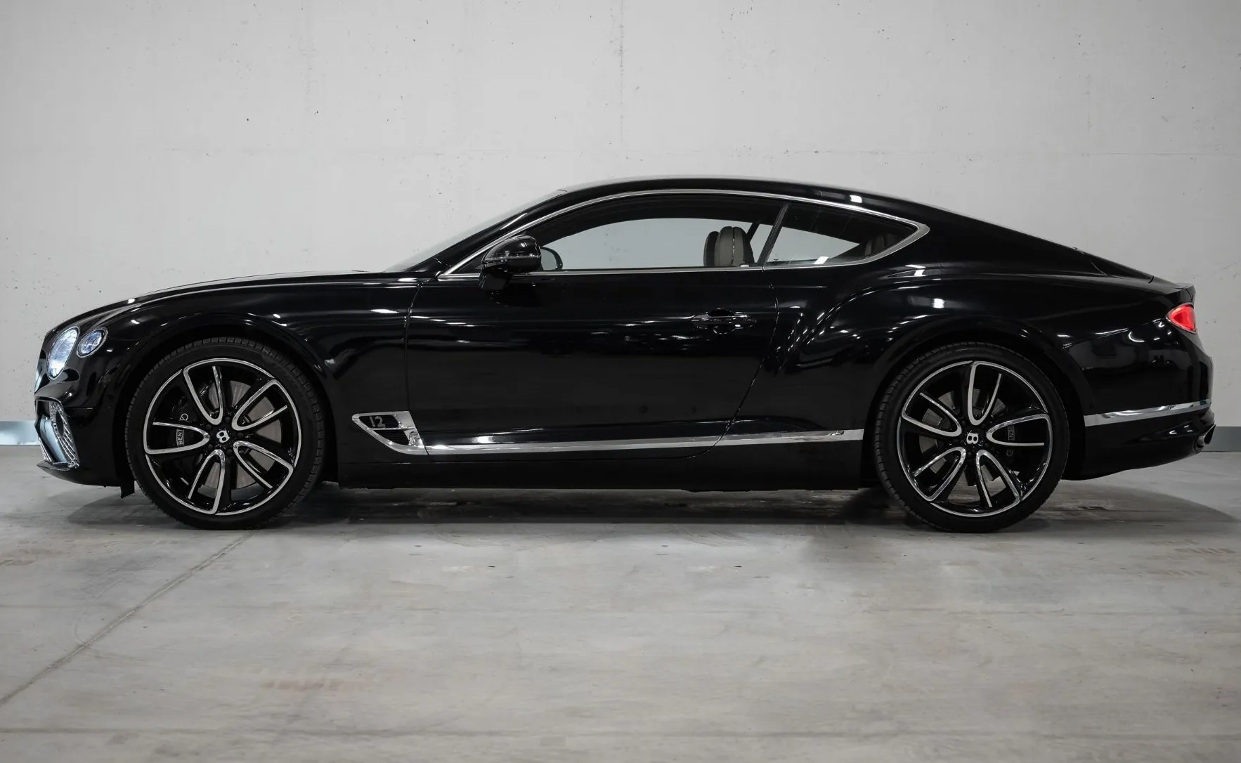 Zunanja slika - Bentley Continental - First Edition - Gotham - Bentley approved do Jul27 - 8