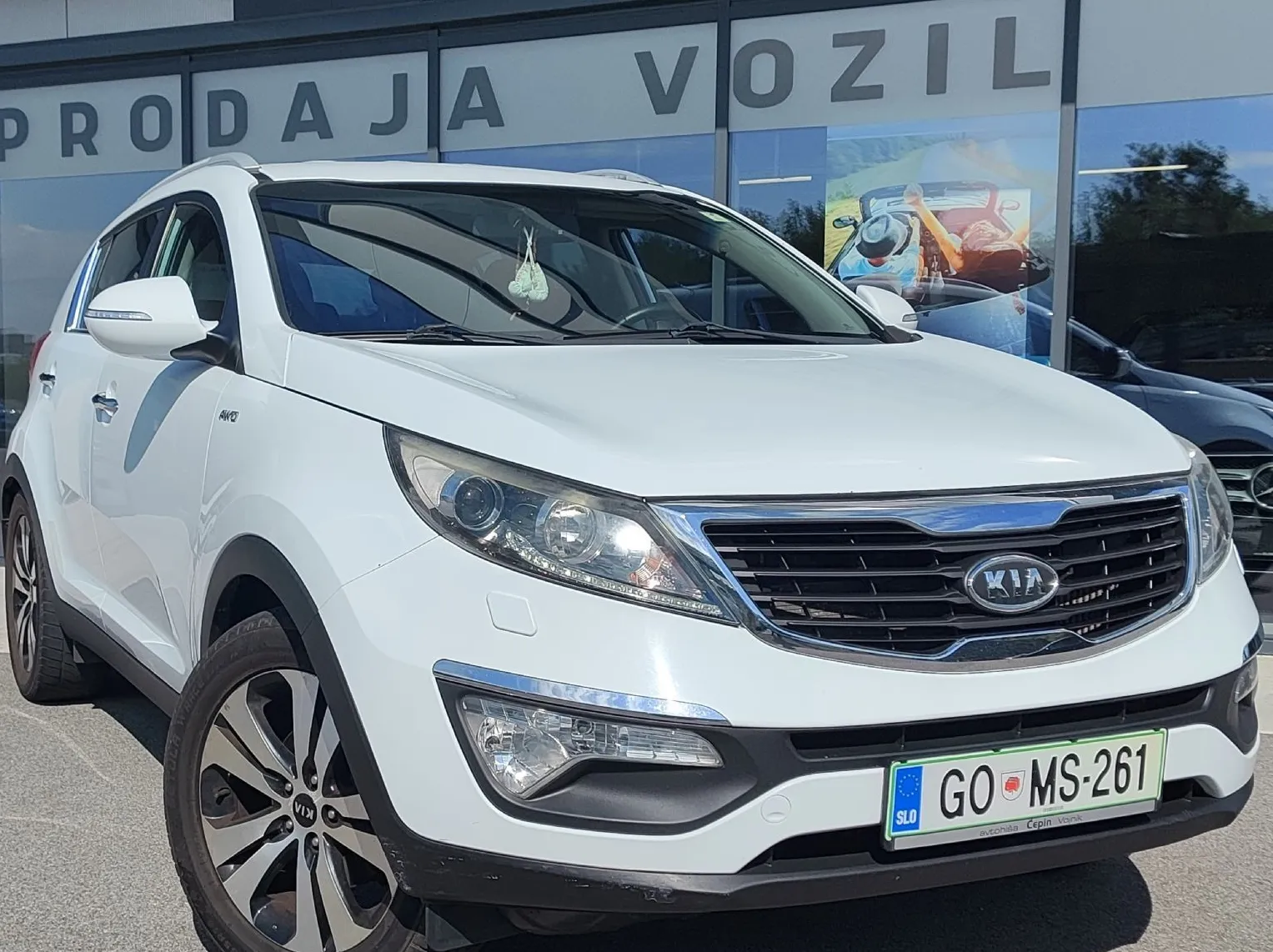 Zunanja slika - KIA Sportage - 2.0 dizel CRDi 135kW Style AWD SLO-VOZILO - 2