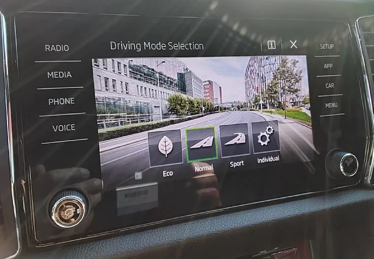 Zunanja slika - Škoda Kodiaq - 1.5 TSI ACT Sportline DSG -23- - 8
