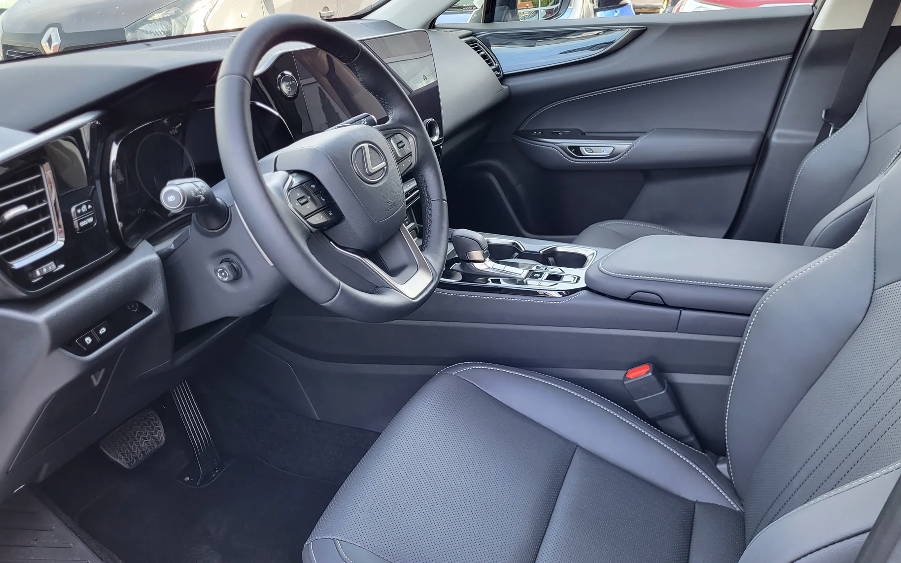 Zunanja slika - Lexus NX - 2.5 VVT-i PHEV Executive 4WD - 8