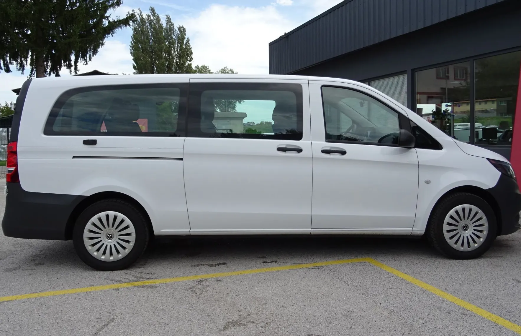 Zunanja slika - Mercedes-Benz Vito - 114 CDI - EXTRA DOLGI - 136 KM - VZRATNA KAMERA - - 3