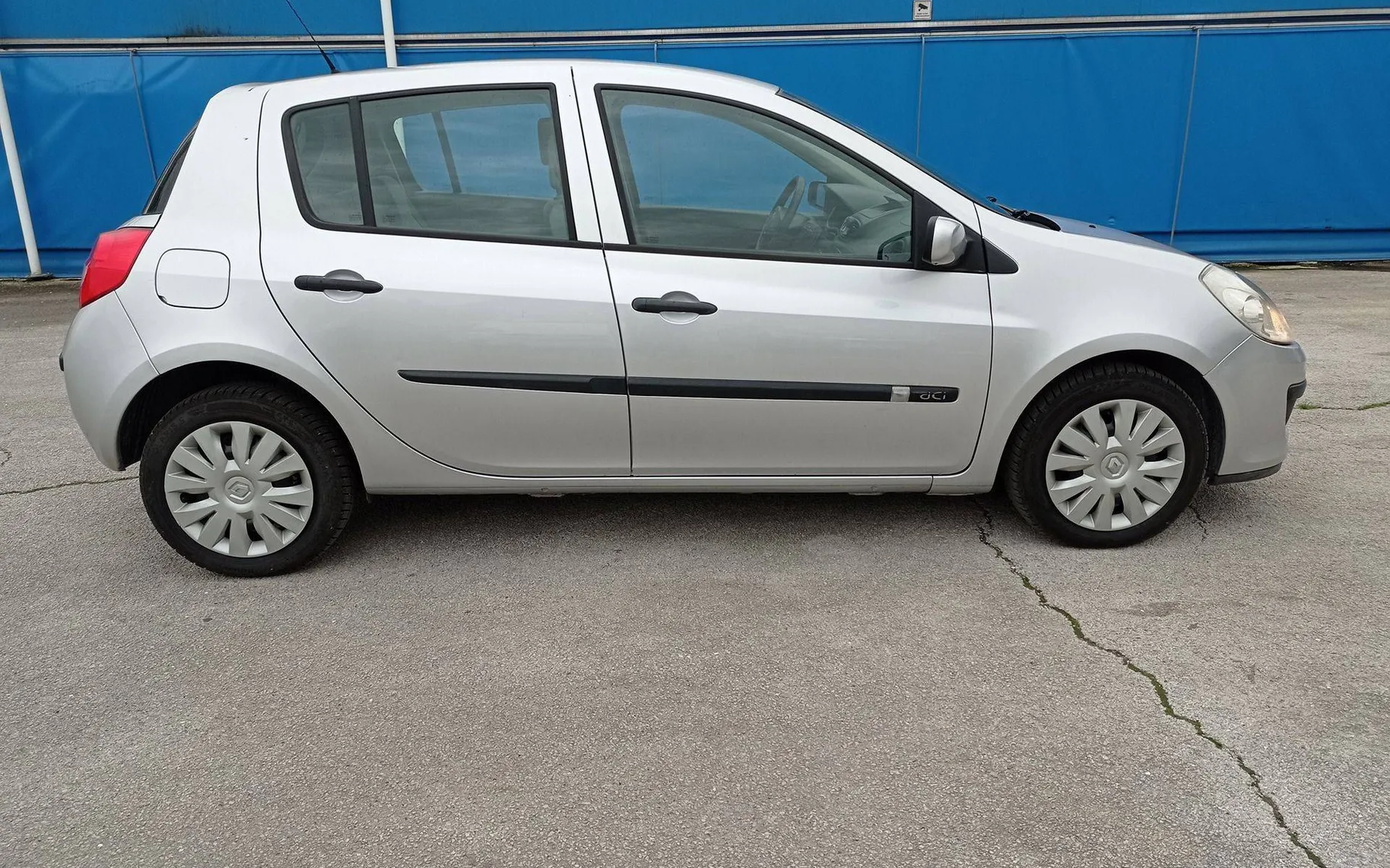Zunanja slika - Renault Clio - 1.5 DCI - 6