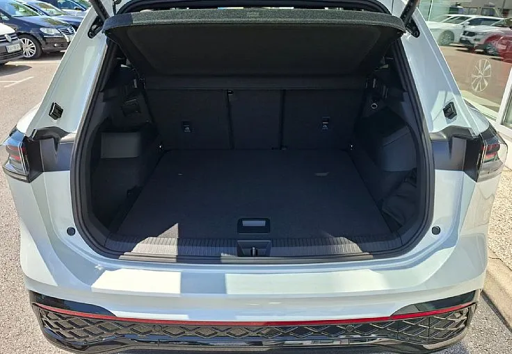 Zunanja slika - Volkswagen Tiguan - 2.0 TDI BMT 4Joy DSG - 10