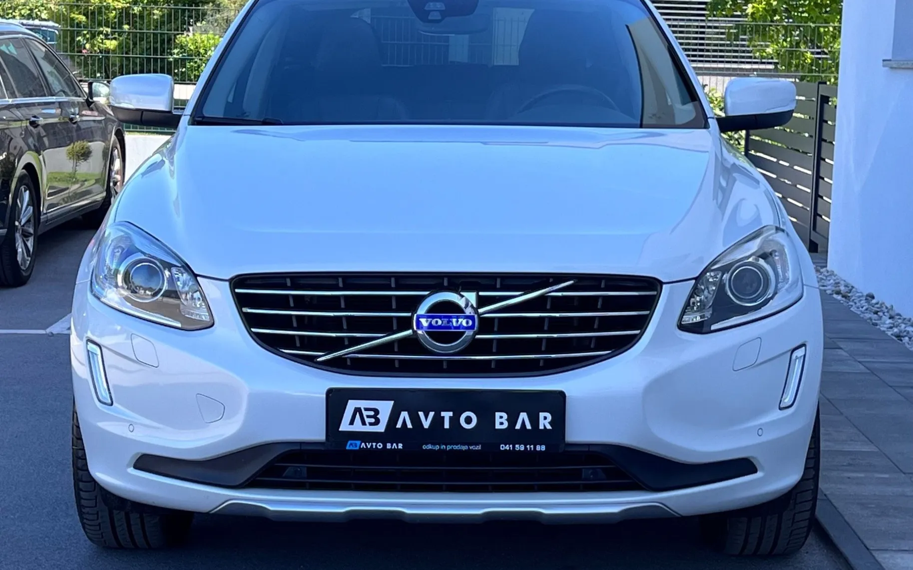 Zunanja slika - Volvo XC60 - T5 Summum Geartronic+1.LAST+NAVI+XENON - 2