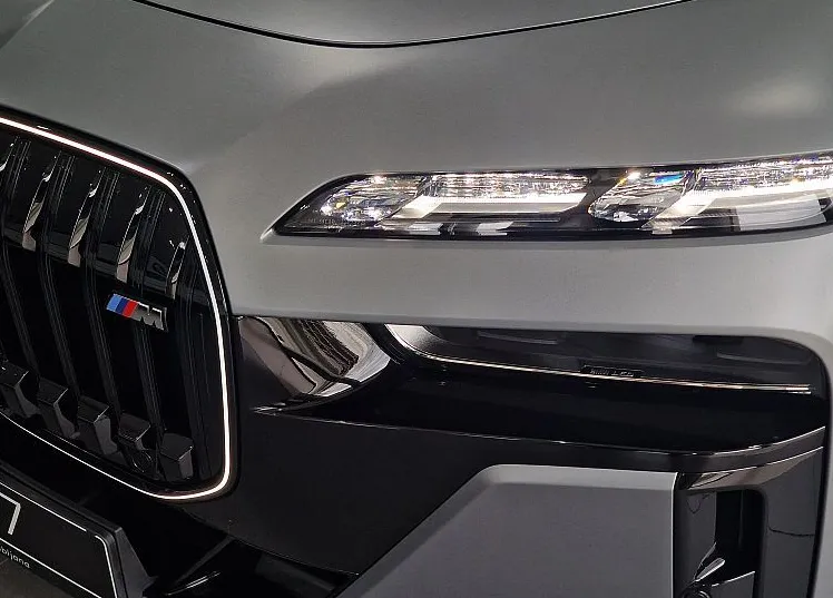 Zunanja slika - BMW Serija 7 - : M760e xDrive M Sport - Performance - 6