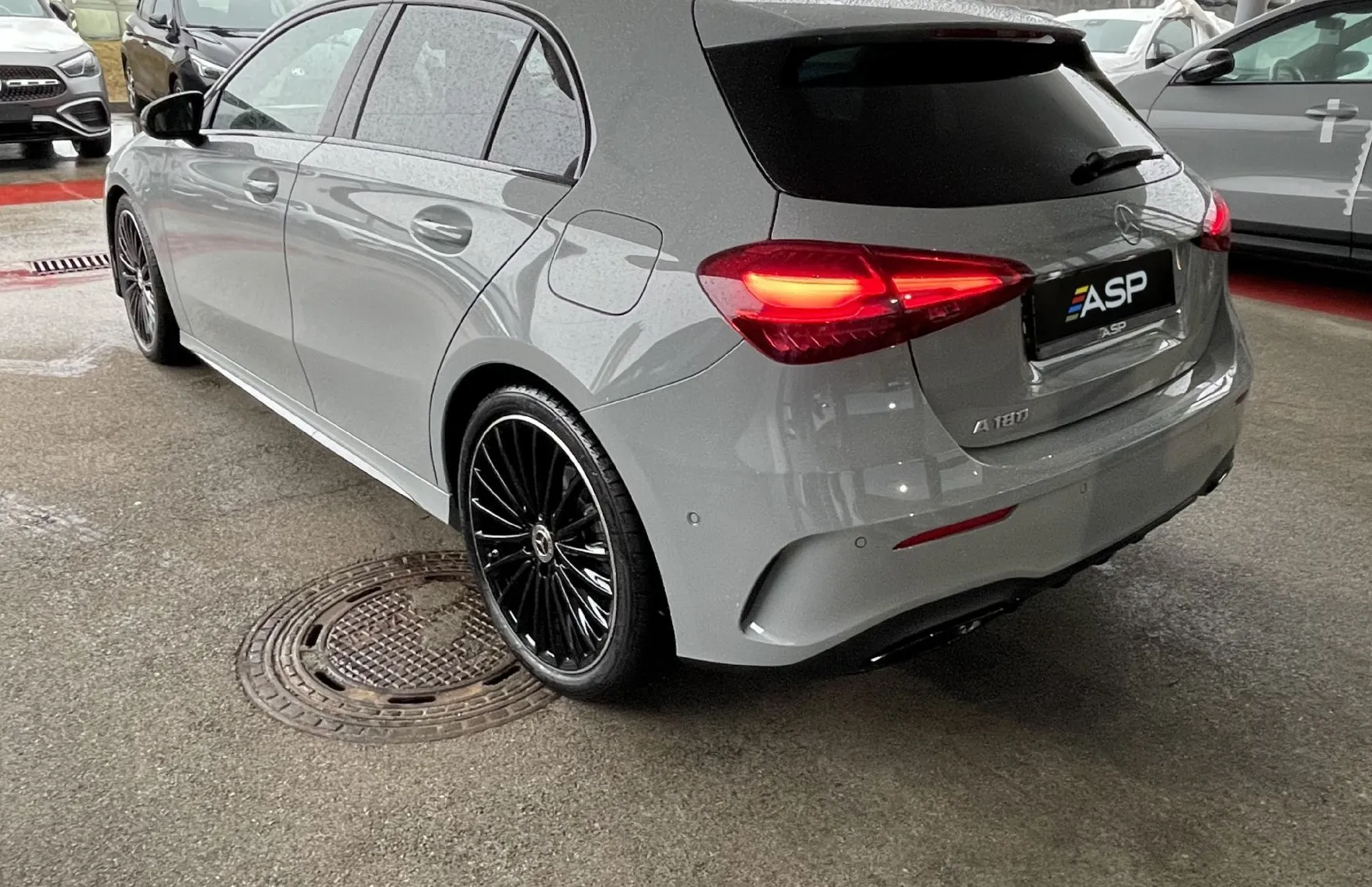 Zunanja slika - Mercedes-Benz A-Razred - 180 AMG Edition - 8