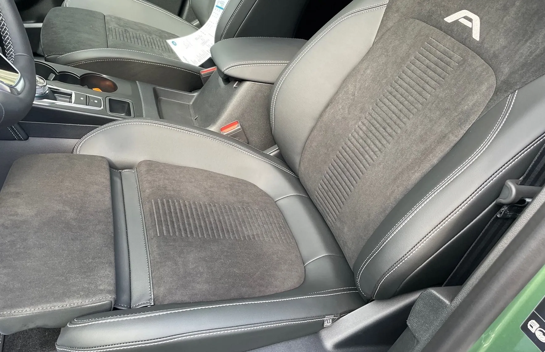 Zunanja slika - Ford Kuga - ACTIVE X 2.5 Duratec Hybr 134kW FHEV AWD - 16