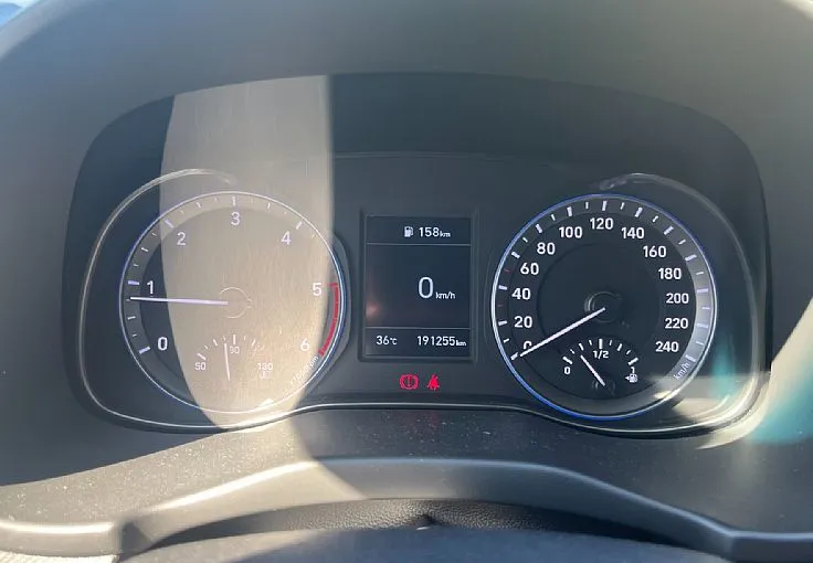 Zunanja slika - Hyundai Kona - 1.6 CRDi 115 Impression - 8