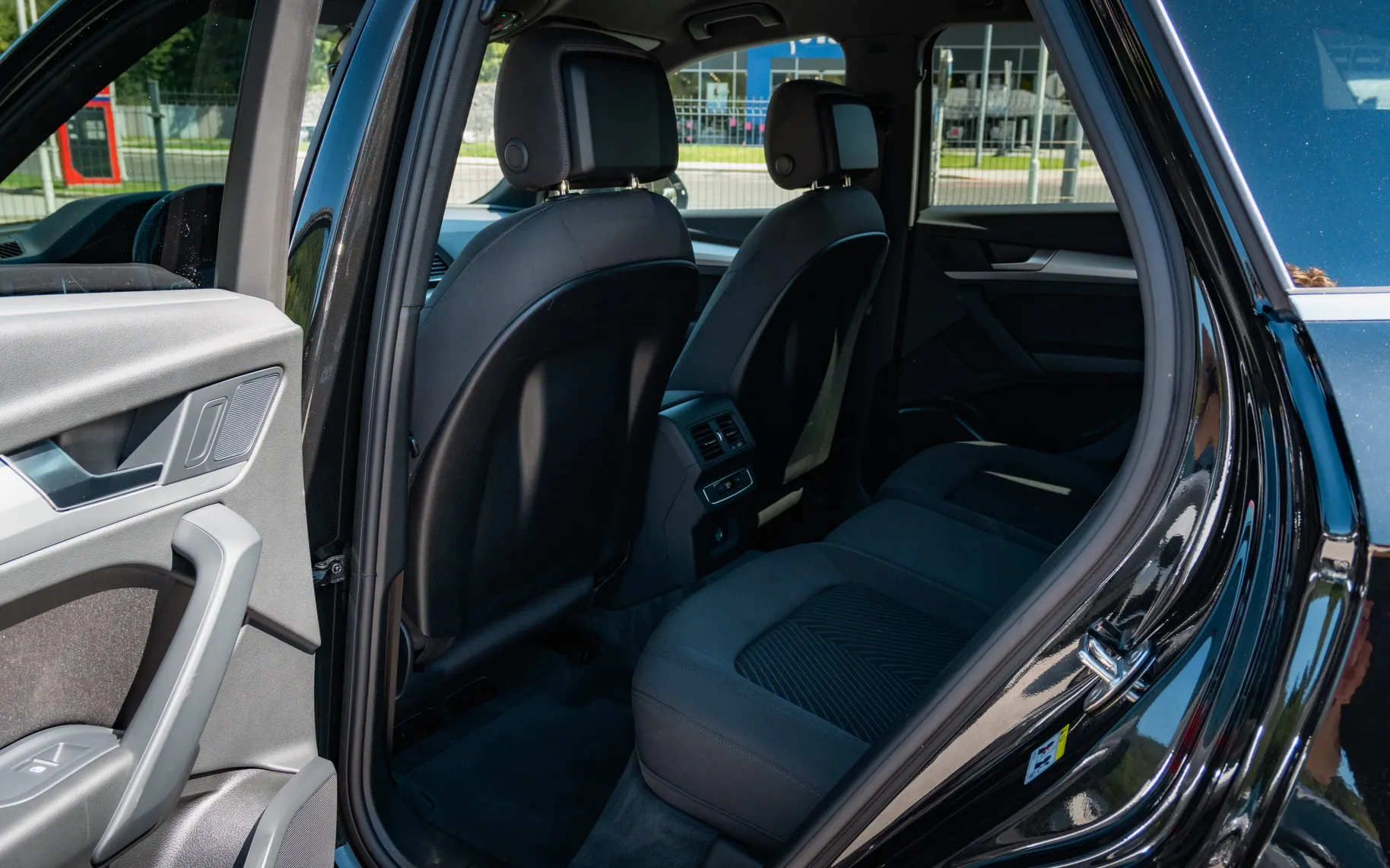 Notranja slika - Audi Q5 - quattro 40 TDI S tronic - 8