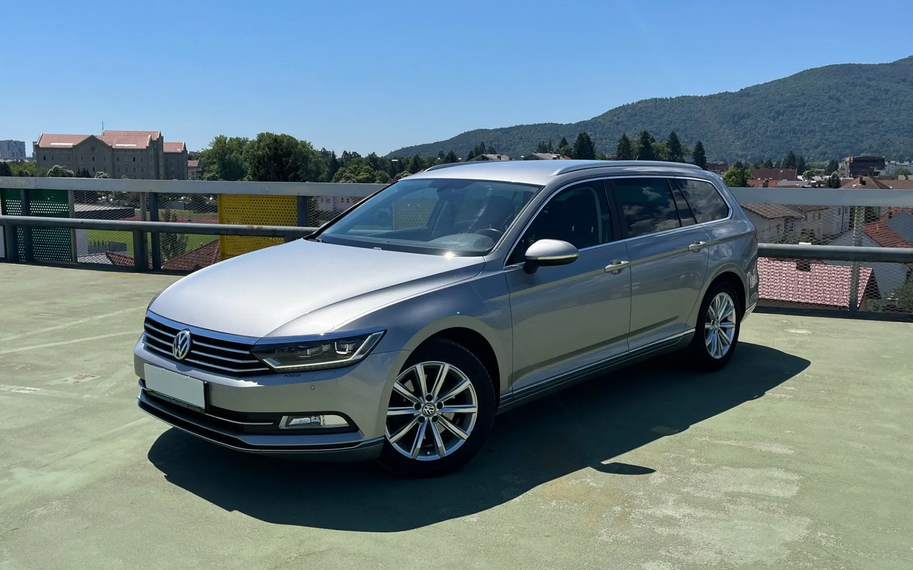 Zunanja slika - Volkswagen Passat - 2.0 TDI BMT Highline DSG.DYNA. LED.ACC.MASAŽ. - 2