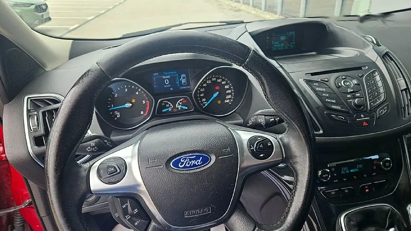 Zunanja slika - Ford Kuga - 4x2 2.0 TDCi Titanium Eagle - 5