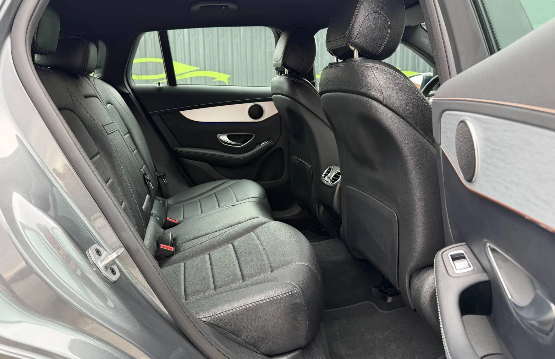 Zunanja slika - Mercedes-Benz EQC - 400 4MATIC |SLO|1.LASTNIK|KAM|MASAZA|AMBI|ACC|... - 16