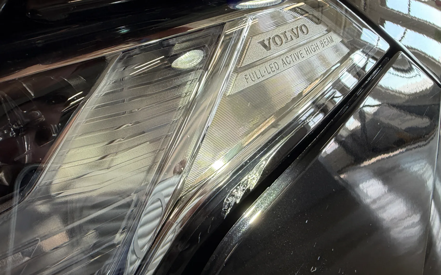 Slika poškodbe - Volvo XC90 - XC90 - 61