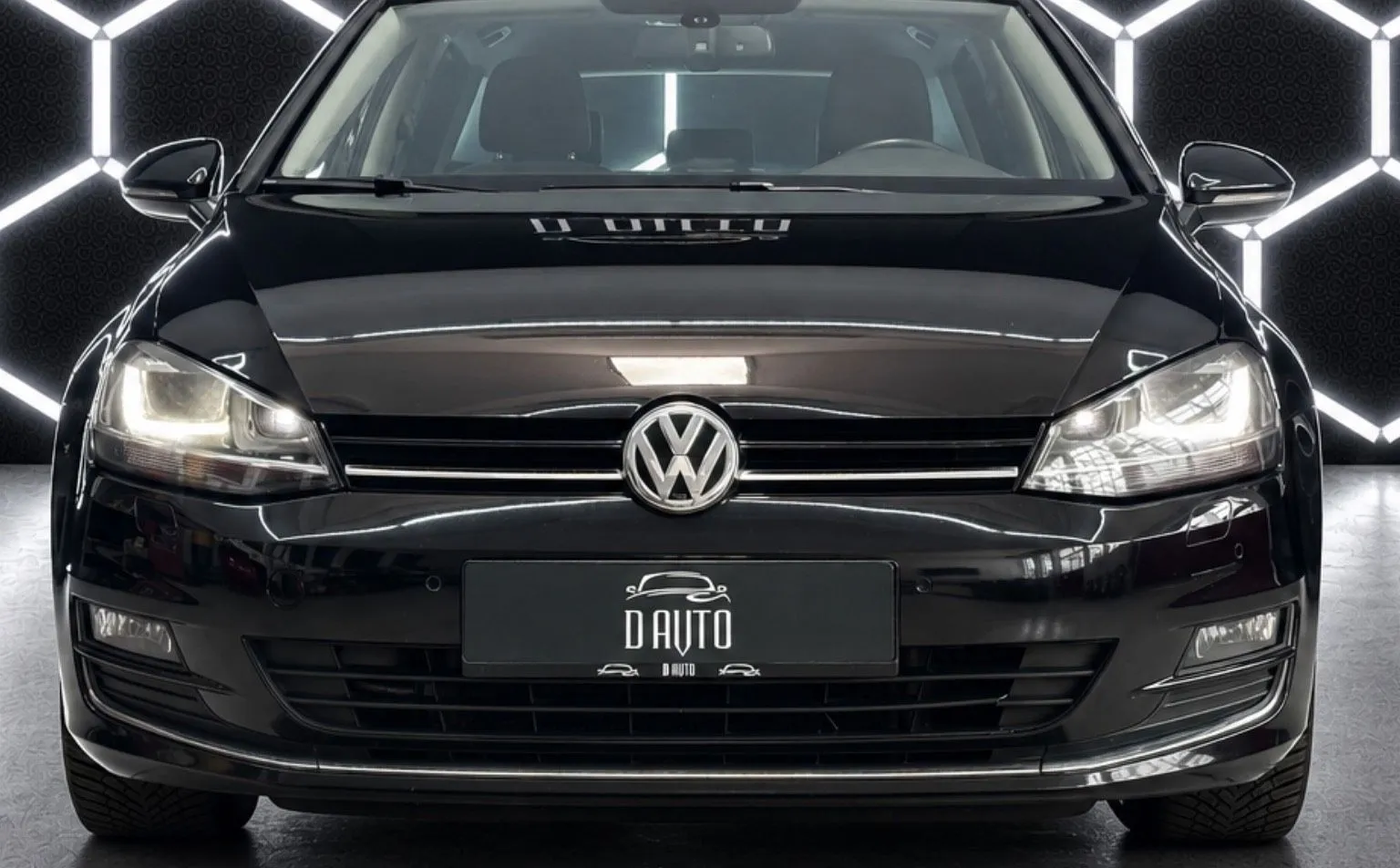 Zunanja slika - Volkswagen Golf - 2.0 TDI BMT Highline DSG+NAVI+PDC+GRETJE SEDEZEV.. - 11