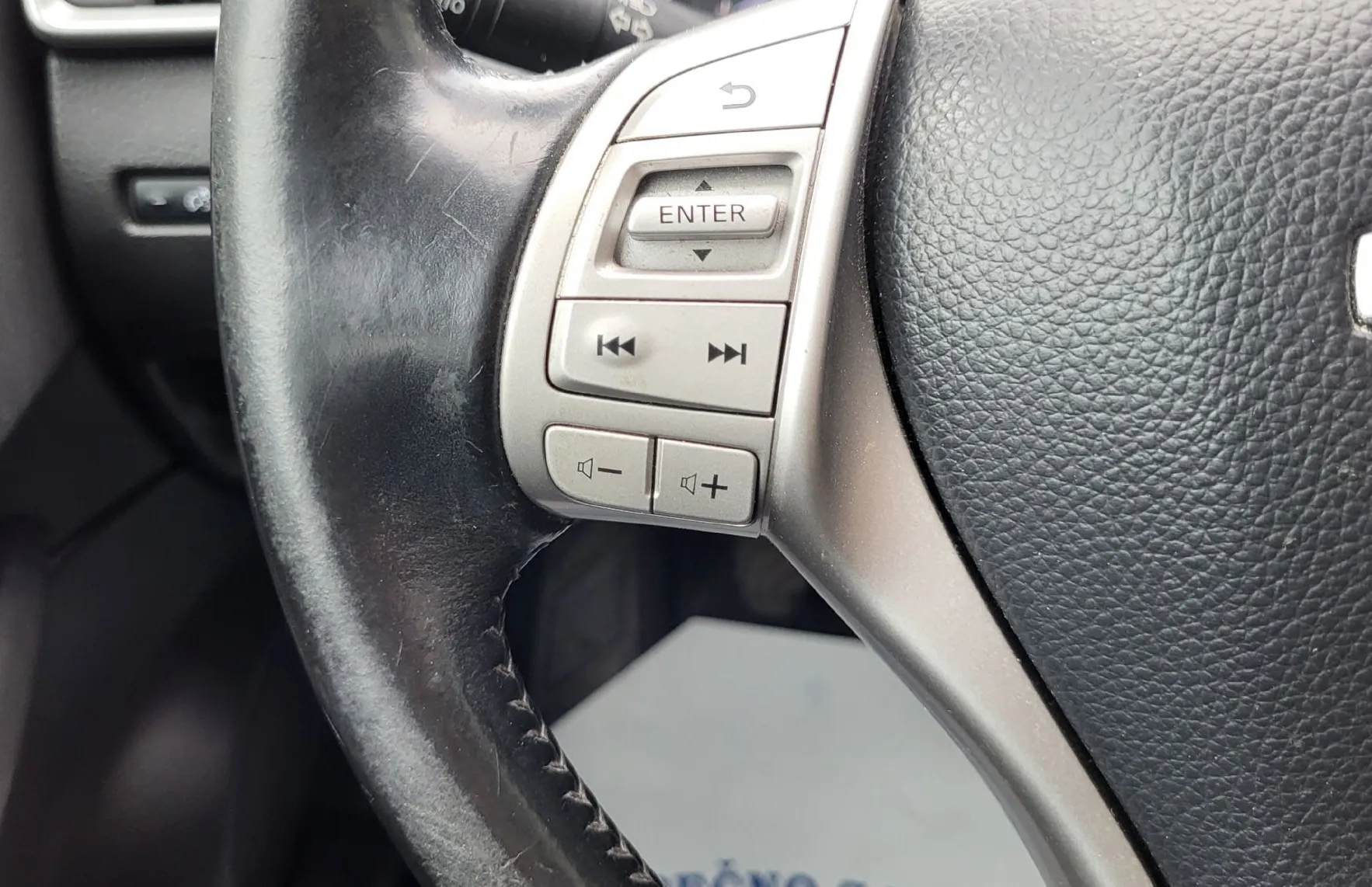 Zunanja slika - Nissan Qashqai - 1.5 DCI 360 navi-pdc-kamera-alu-acc-tempom-servis - 10