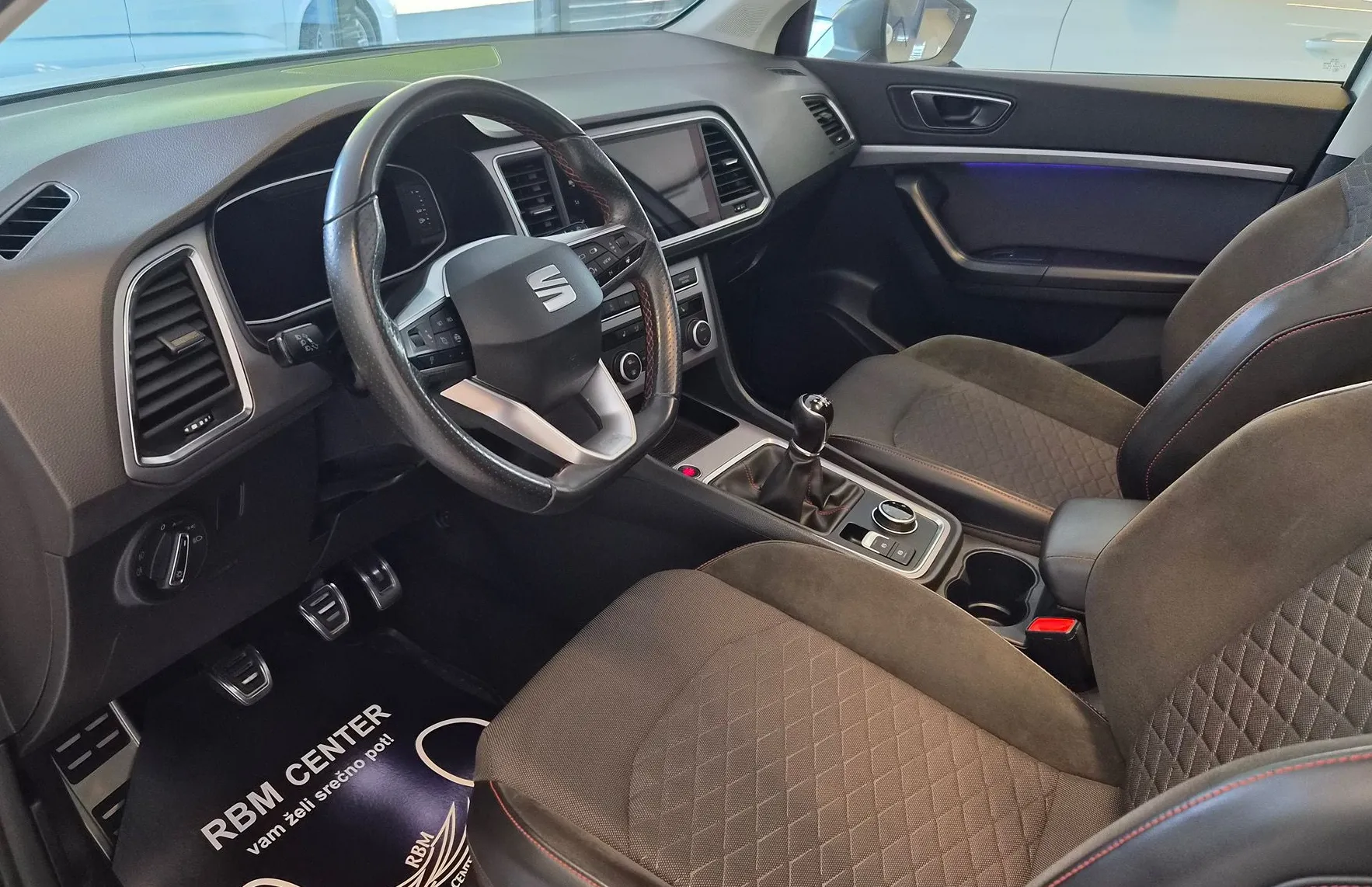 Zunanja slika - Seat Ateca - 2.0 TDI FR|PANO|VIRTUAL|AMBIENT|FULL LED|KEYLESS - 8