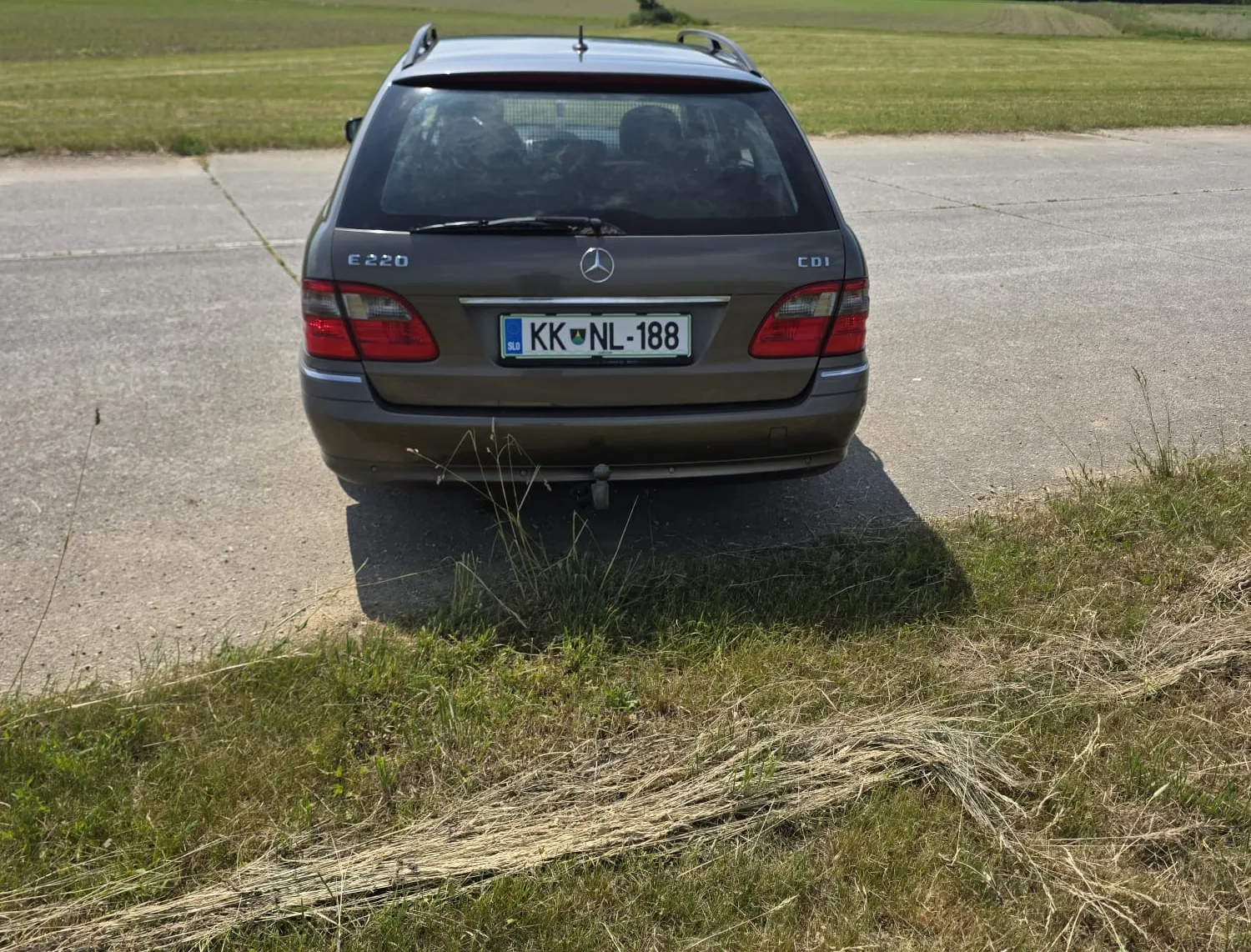 Zunanja slika - Mercedes-Benz E-Razred - 220CDI Avantgarde karavan - 4