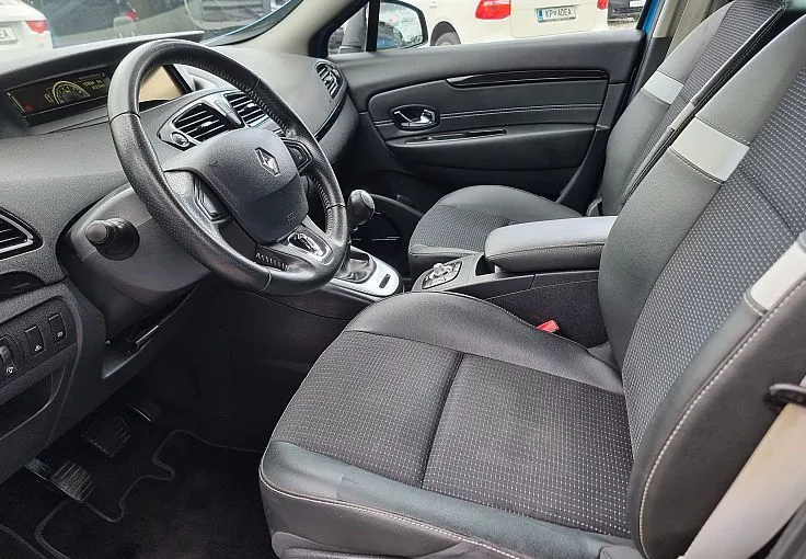 Zunanja slika - Renault Scénic - Grand Scenic Bose Edition 1.2 TCe 130 Energy - BREZ POLOGA - 7