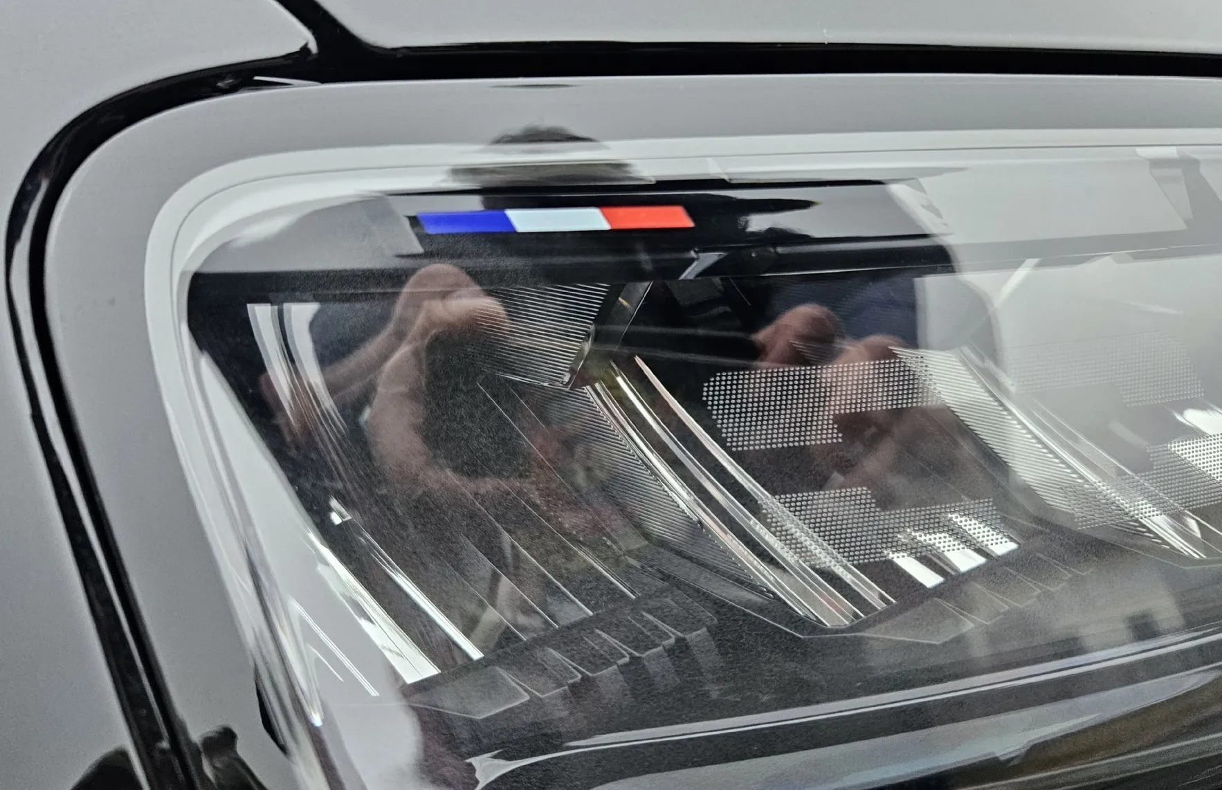 Zunanja slika - Renault 5 E-tech - iconic EV52 110kW Comfort range - 3