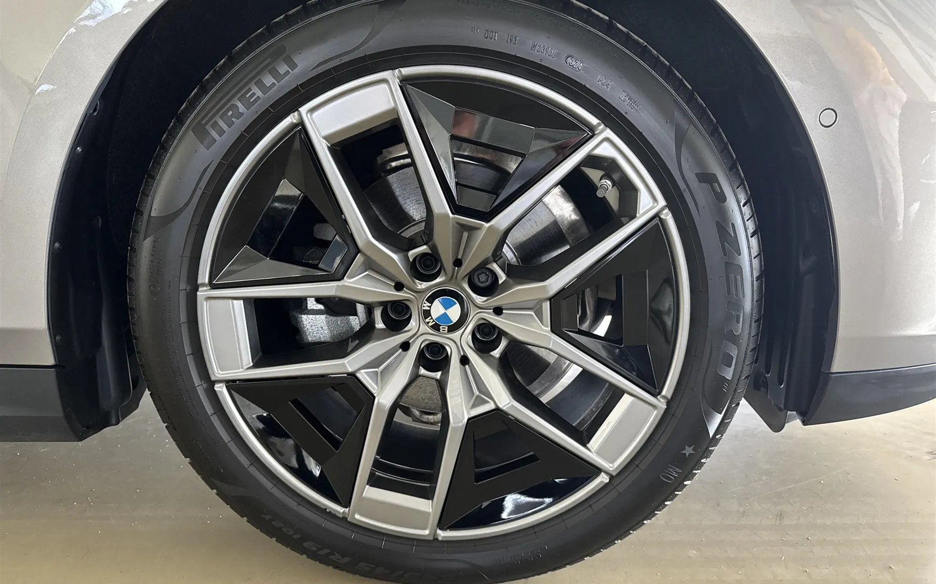 Zunanja slika - BMW i5 - xDrive40 Touring - 5