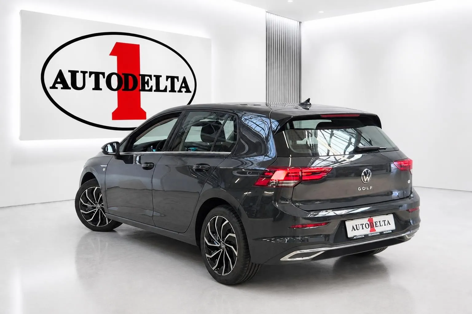 Zunanja slika - Volkswagen Golf - 2.0 TSI DSG - 4