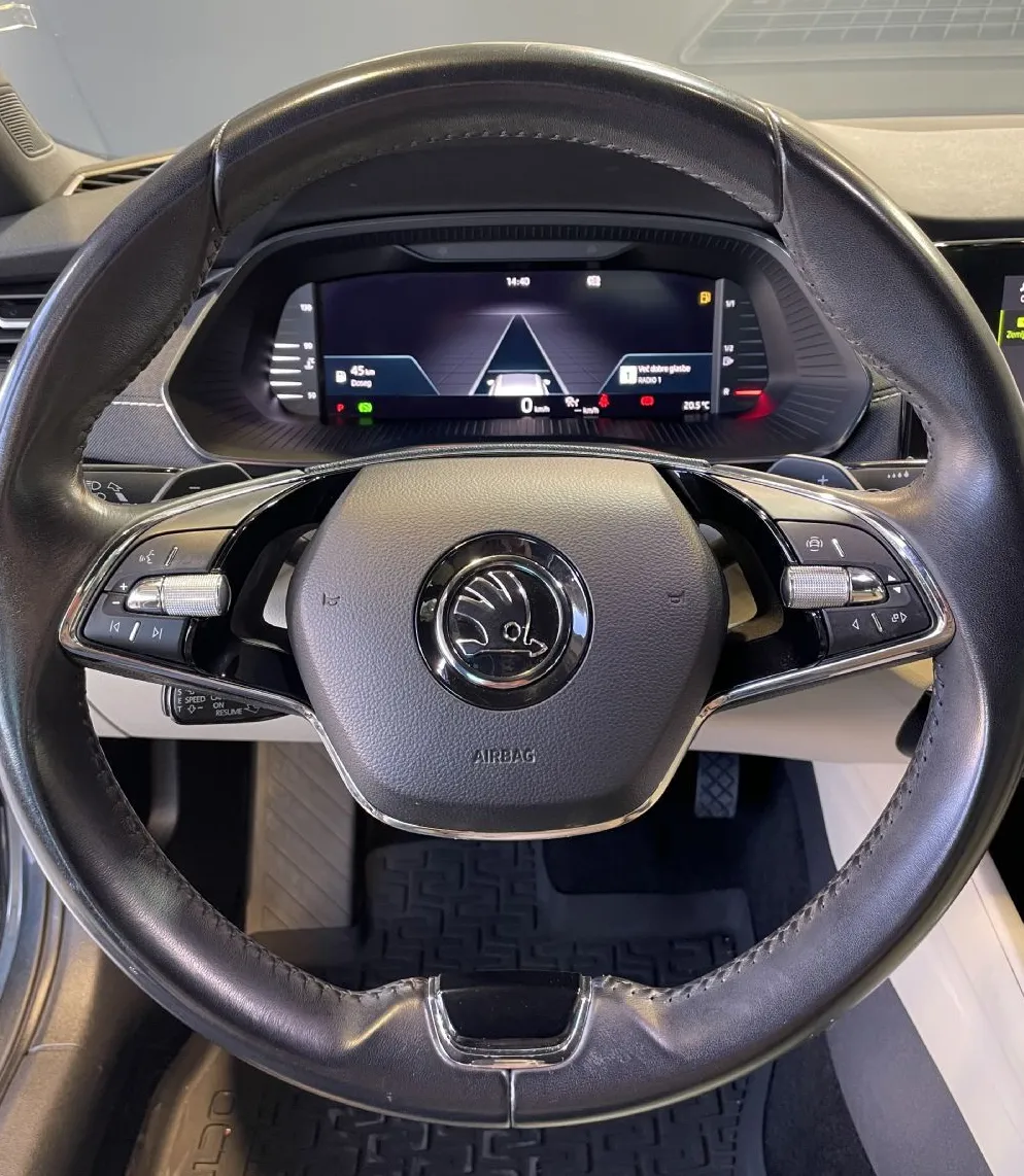 Zunanja slika - Škoda Octavia - VIRTUAL-NAVIGACIJA-LANE-RADAR-LED-DSG-ALU-KEYLESS - 13